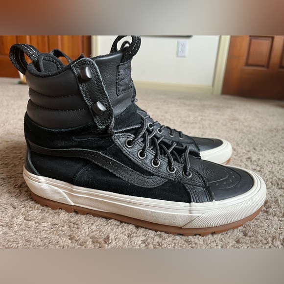 High Top MTE Vans - Picture 2 of 4